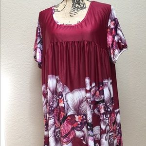 2x beautiful high low shirt. Floral print. Pink